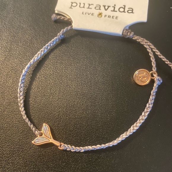 NEW - Puta Vida Rose Gold Mermaid Fin Charm Bracelet. - Picture 7 of 10